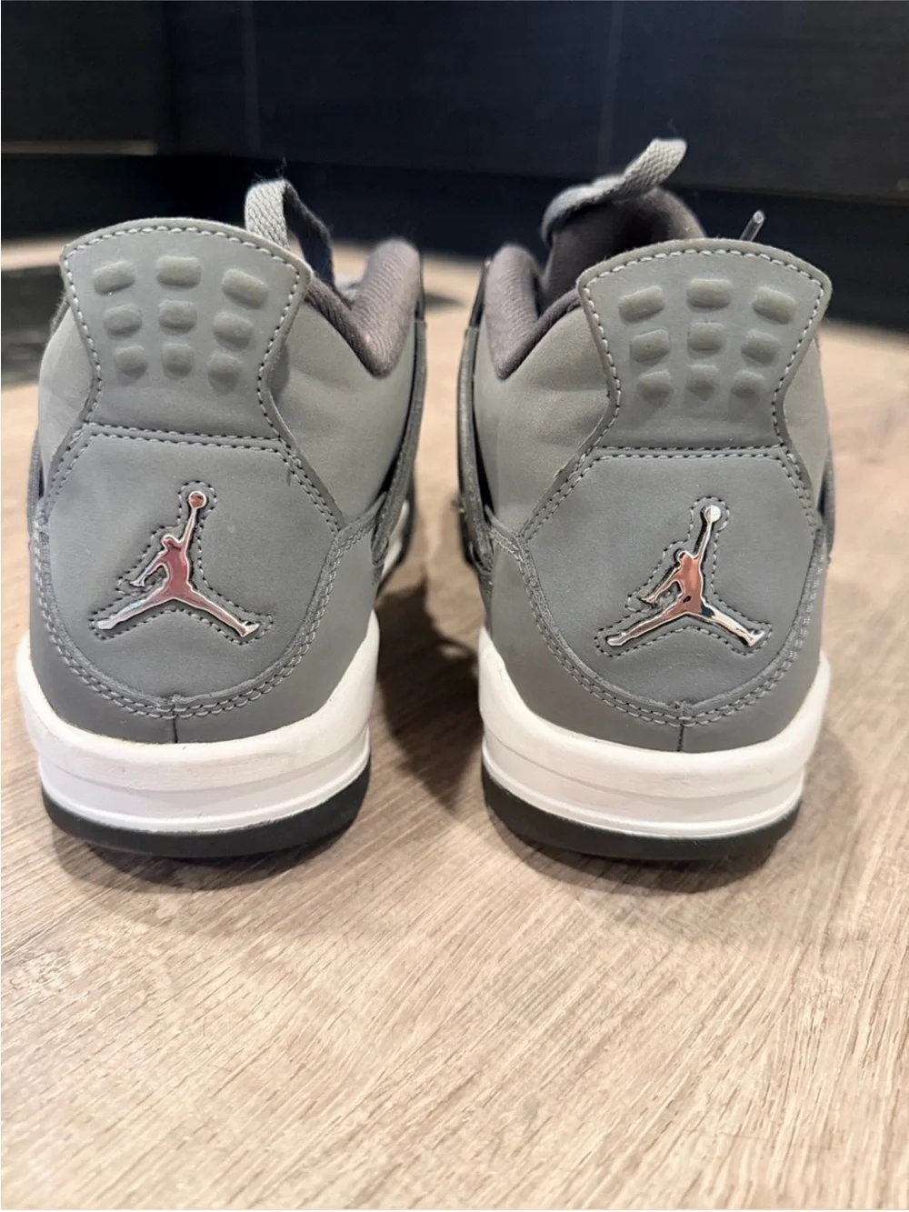 Jordan classic gray